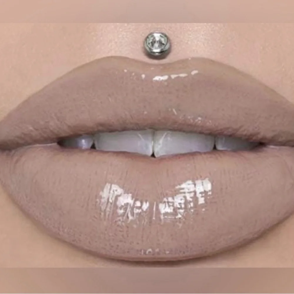 ⭐️ Jeffree Star-SILK ROPE - Picture 1 of 3